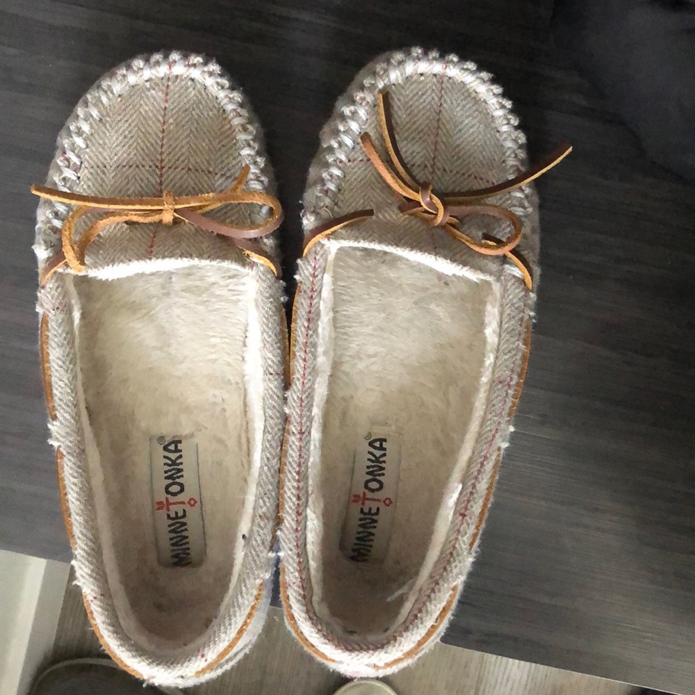 Minnetonka moccasin slippers